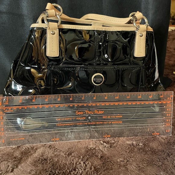 Vintage Authentic Coach Black Patent Leather Signature Shoulder Bag Purse F25487 - Picture 4 of 14